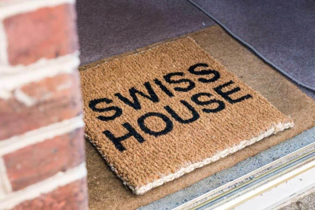 Swiss House B&B Castleton  Exteriér fotografie